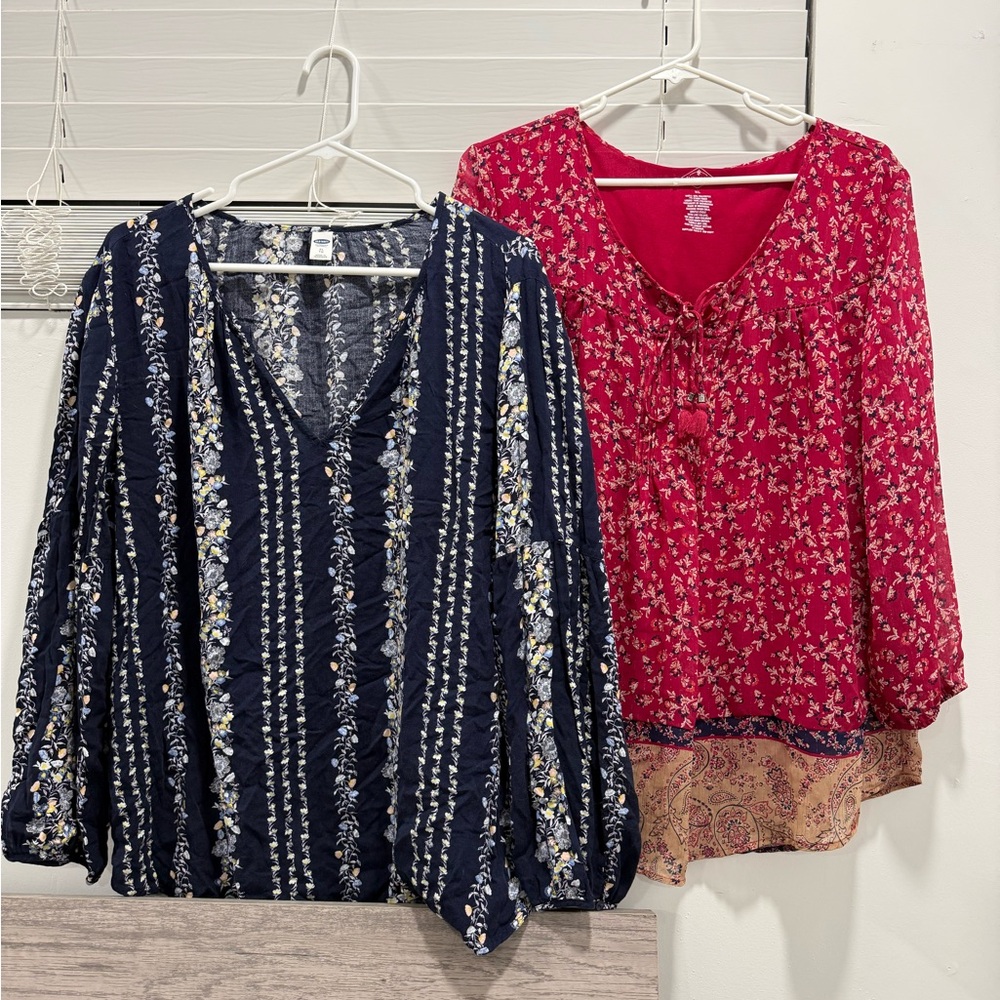 Old Navy/ St. John’s Bay Bundle Peasant Sleeve Blouses